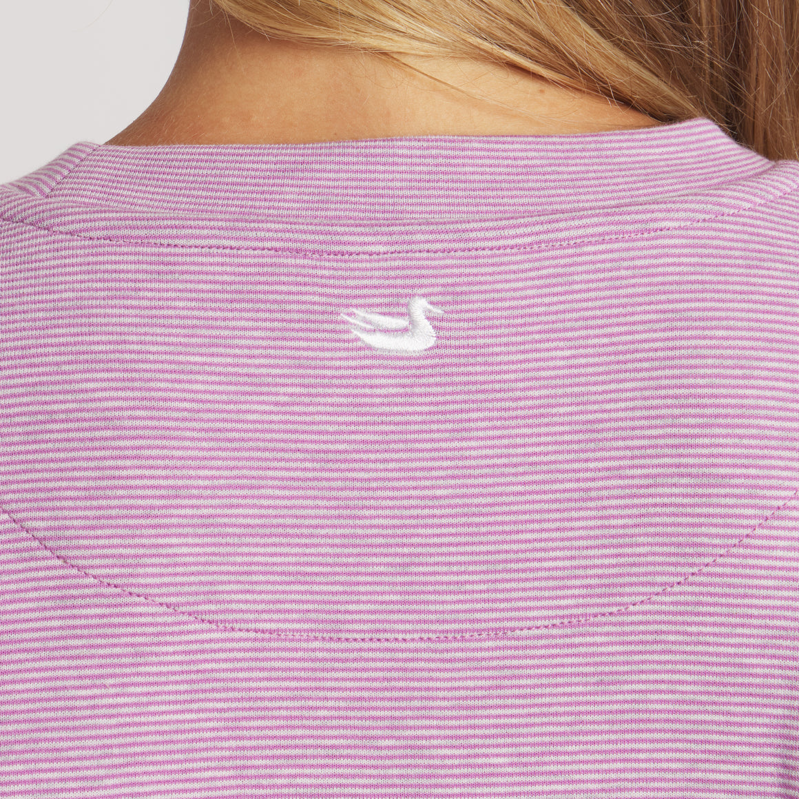 Iris Comfort | On Model Back Detail